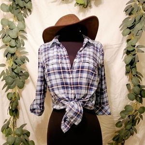 St John's Bay light blue plaid shirt size Medium